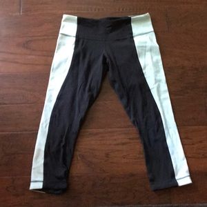 Lululemon cropped leggings